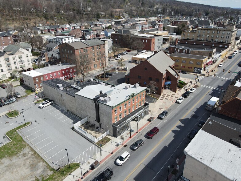 More Photos Of 143 E Lincoln Hwy, Coatesville Restaurant For Lease