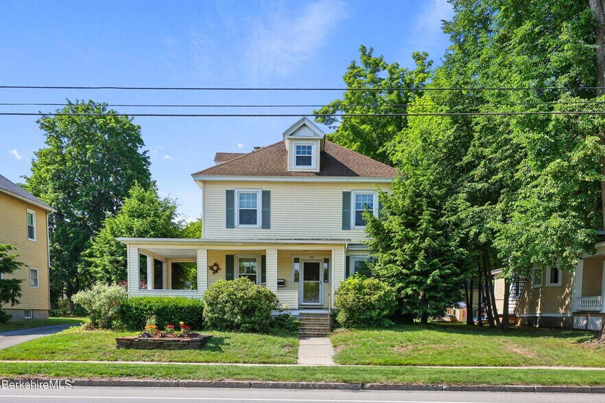 More Photos Of 92 Elm St, Pittsfield Office For Sale
