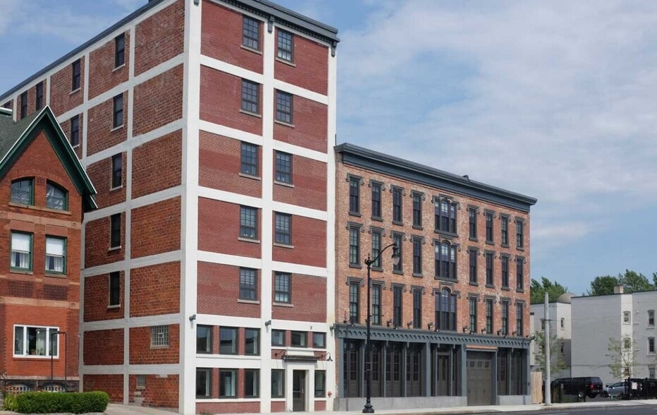 More Photos Of 295 Niagara St, Buffalo Apartments For Lease