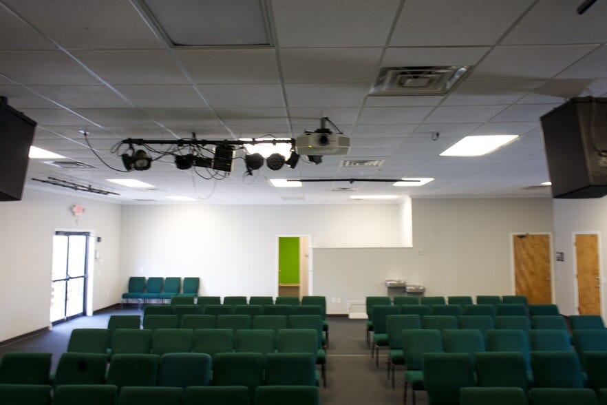 More Photos Of 5040 County Road 218, Middleburg Religious Facility For Sale