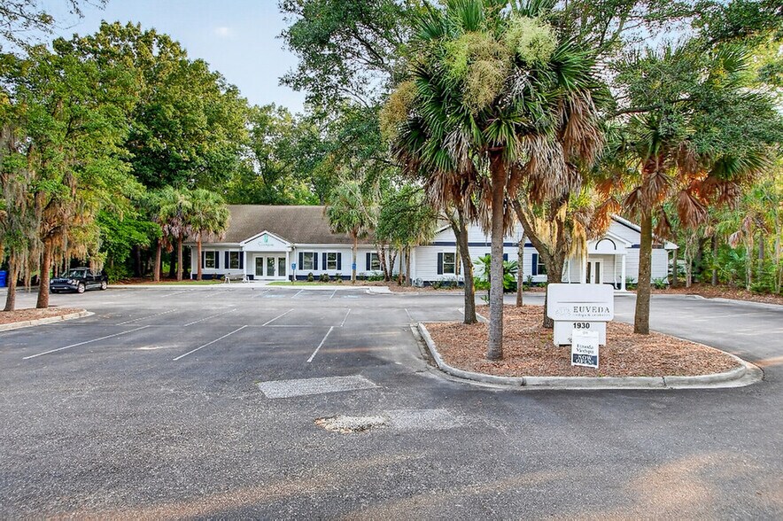 More Photos Of 1930 Charlie Hall Blvd, Charleston Medical For Lease
