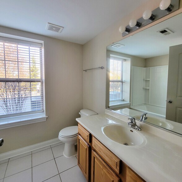 More Photos Of 7250 W 157th St, Orland Park Apartments For Sale