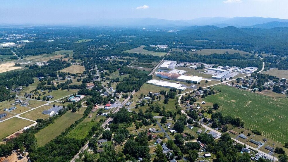 More Photos Of 555 MT Torrey Rd, Lyndhurst Post Office For Sale
