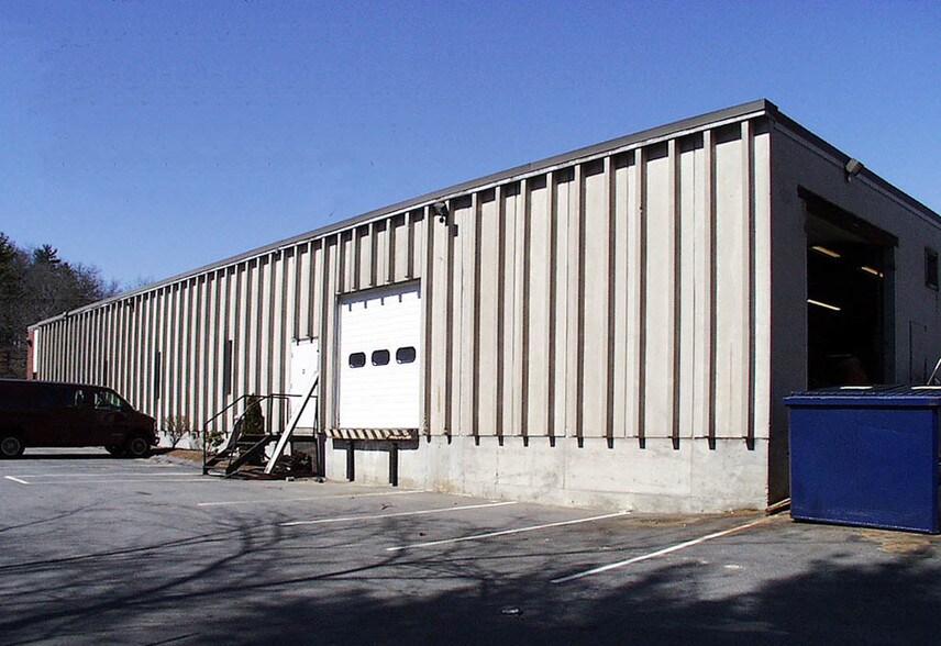 More Photos Of 231 Andover St, Wilmington Flex For Lease