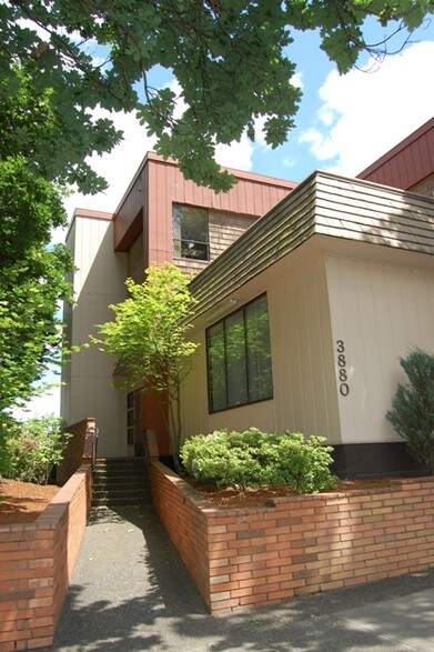 More Photos Of 3880 SE Eighth Ave, Portland Office For Lease