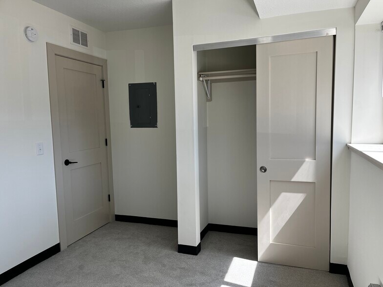 More Photos Of 480 8th St, Red Wing Apartments For Sale