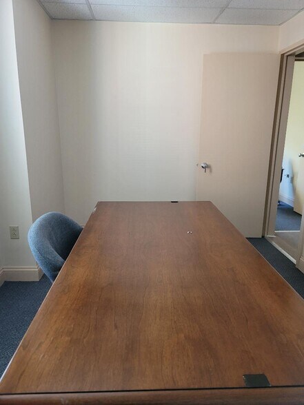 More Photos Of 802 N West St, Wilmington Office For Lease