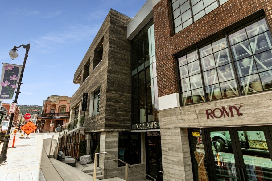More Photos Of 639 Main St, Park City General Retail For Lease
