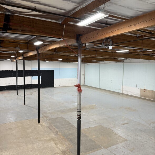 More Photos Of 8621 Hayden Pl, Culver City Light Manufacturing For Sale