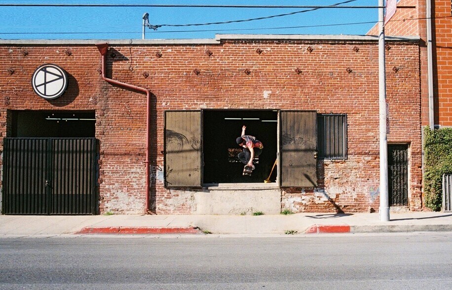 Primary Photo Of 643 Gibbons St, Los Angeles Warehouse For Lease