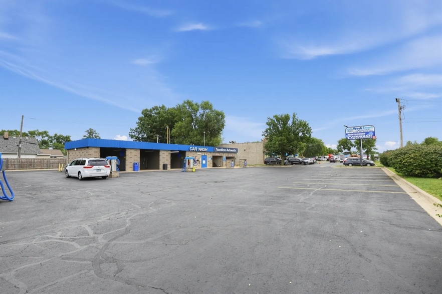 More Photos Of 602 Montgomery Rd, Montgomery Carwash For Sale