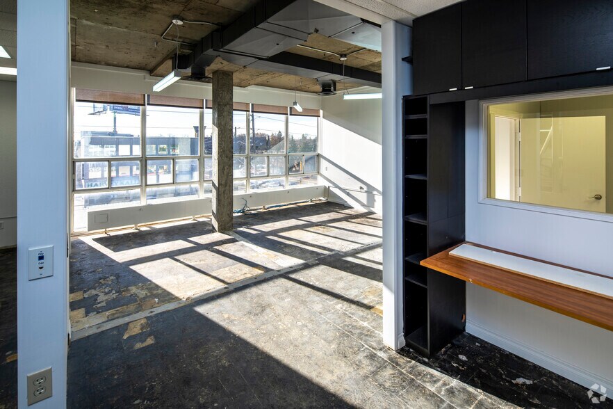 More Photos Of 2171 Avenue Rd, Toronto Office For Lease