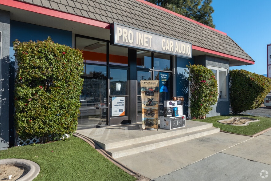 More Photos Of 1760 W Florida Ave, Hemet Freestanding For Lease