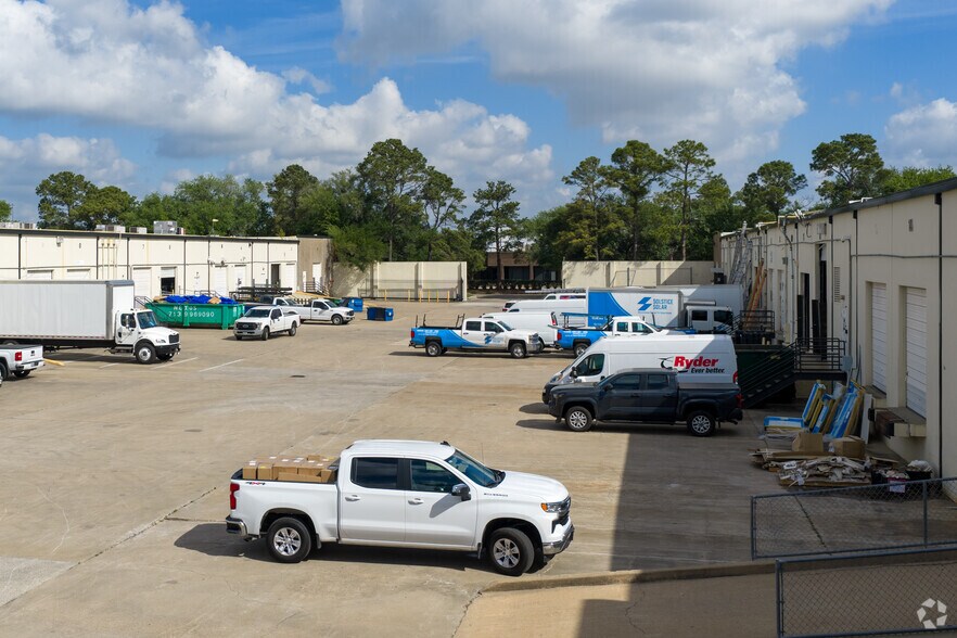 More Photos Of 9001 Jameel Rd, Houston Unknown For Lease