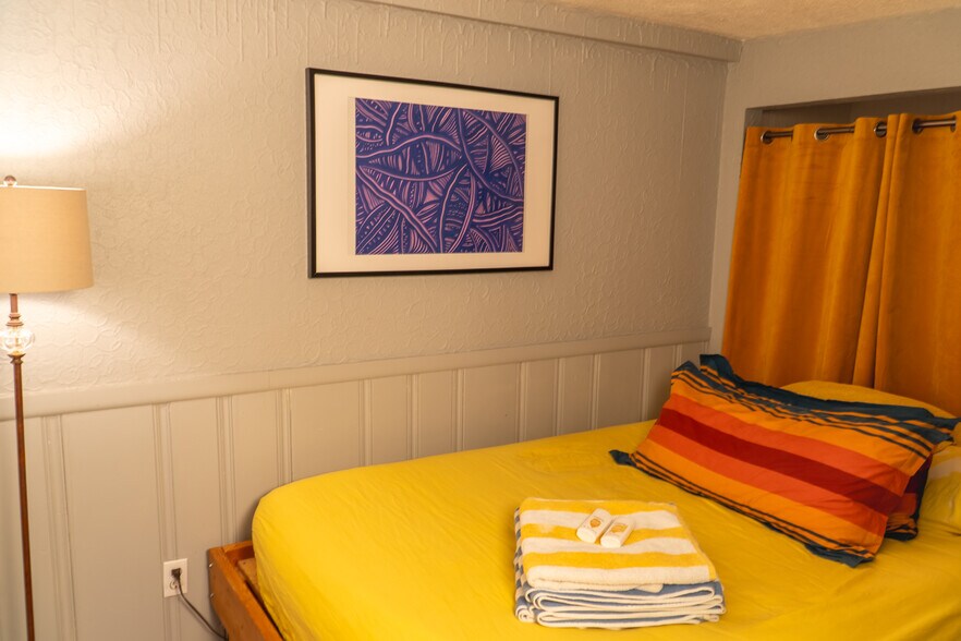 More Photos Of 74707 Sunset Dr, Twentynine Palms Specialty For Sale