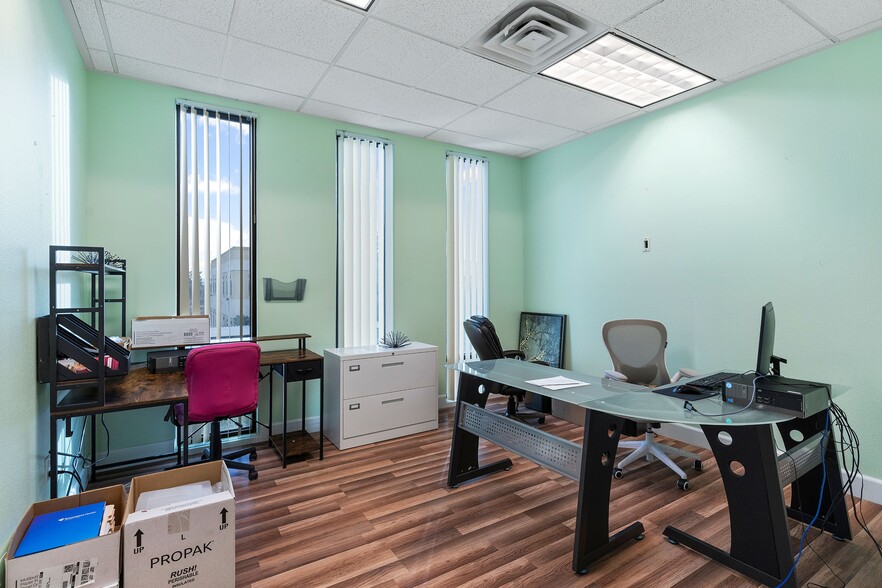 More Photos Of 3920-3930 E Patrick Ln, Las Vegas Loft Creative Space For Sale