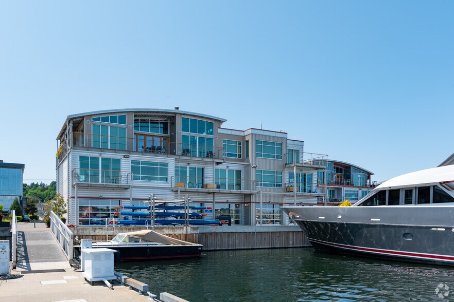 More Photos Of 2284-2360 W Commodore Way, Seattle Unknown For Lease