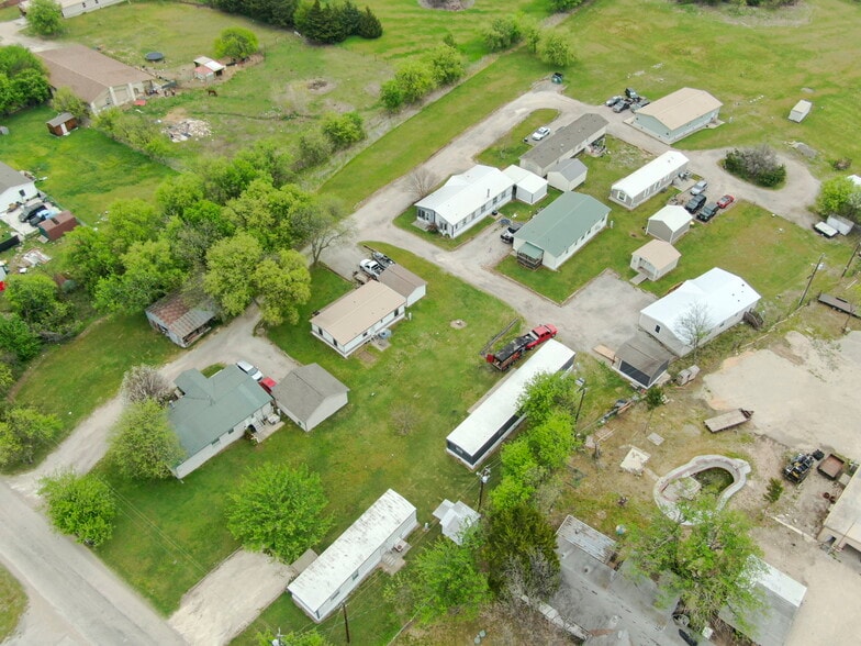 More Photos Of 4612 County Road 616, Alvarado Multifamily For Sale