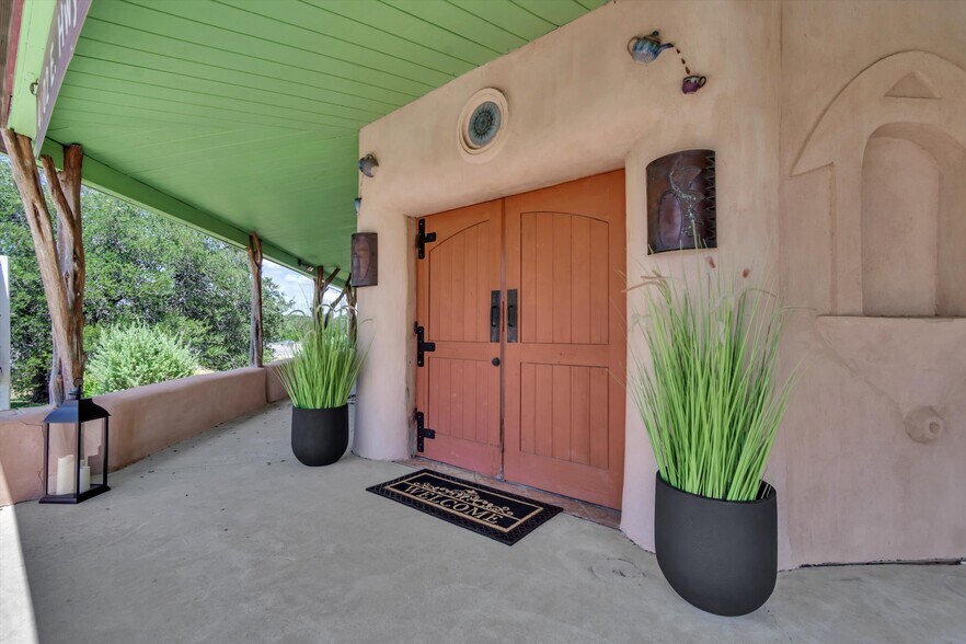 More Photos Of 4002 E Highway 290, Dripping Springs Freestanding For Sale