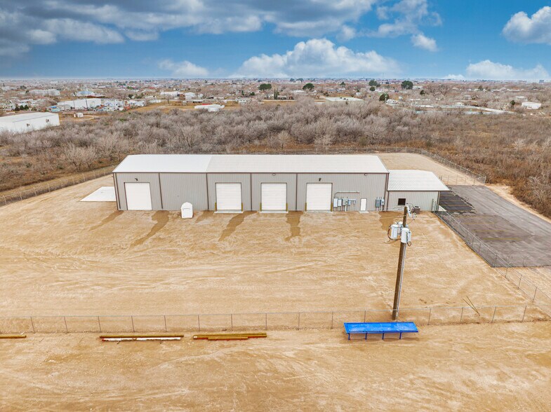 More Photos Of 3017 W County Road 115, Midland Warehouse For Lease