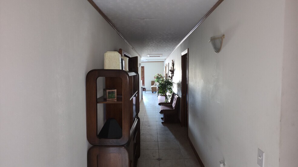 More Photos Of 5601 Arlington St, Houston Funeral Home For Sale