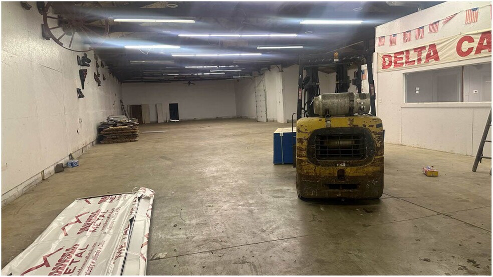 More Photos Of 4521 N Frederick Pike, Dayton Warehouse For Sale