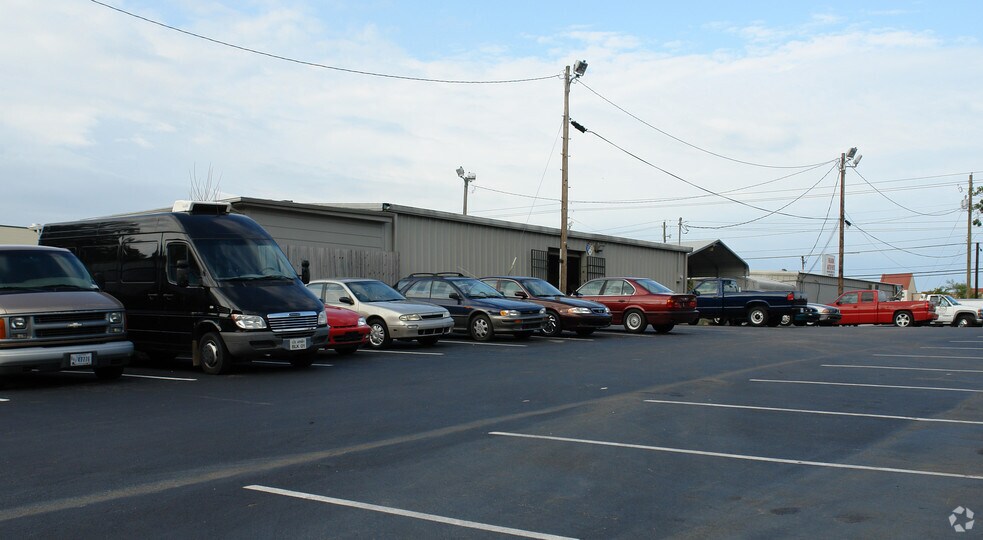 More Photos Of 1218 N Bragg Blvd, Spring Lake Freestanding For Sale