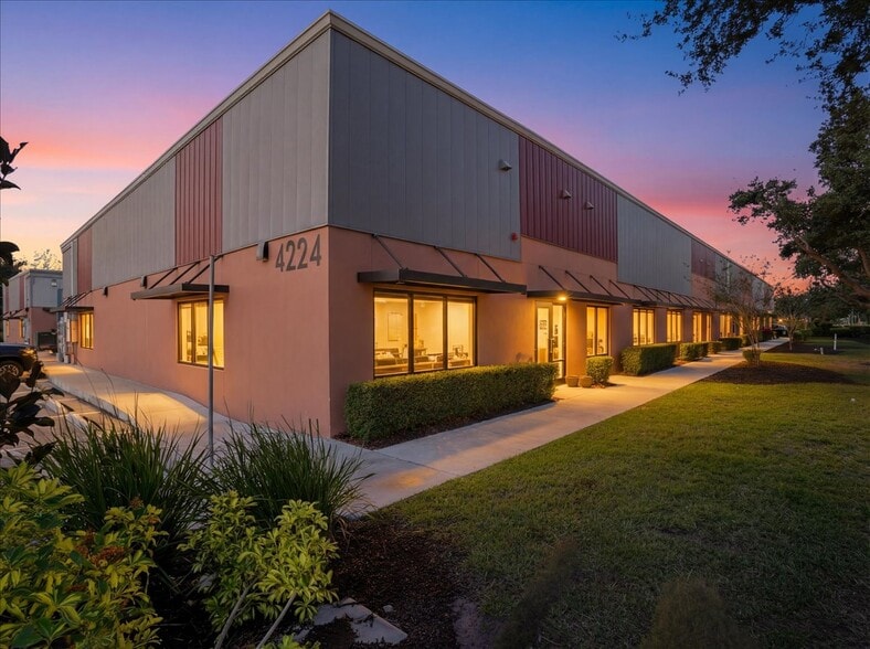 Primary Photo Of 4224 Solutions Ln, Bradenton Warehouse For Sale
