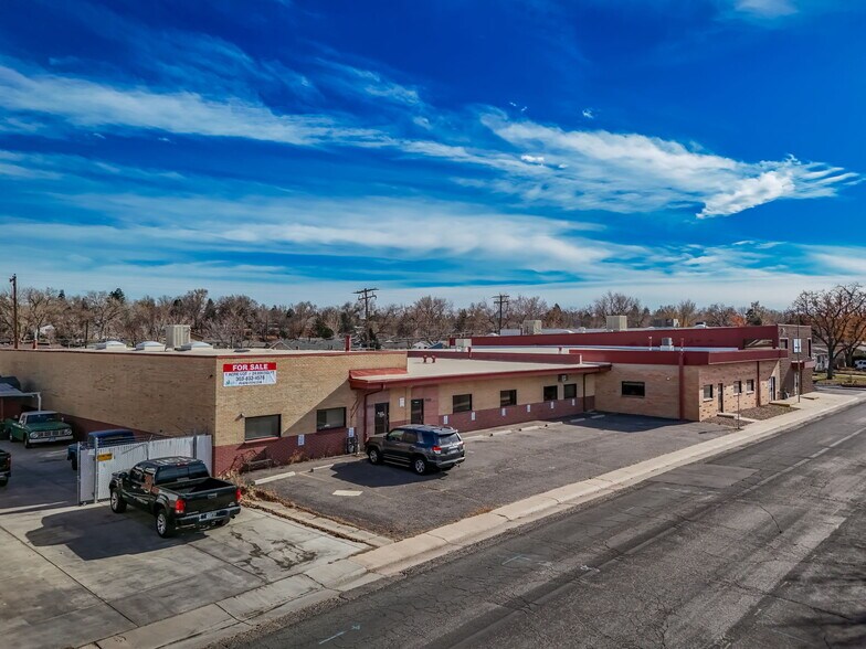 More Photos Of 3878-3898 S Jason St, Englewood Warehouse For Sale
