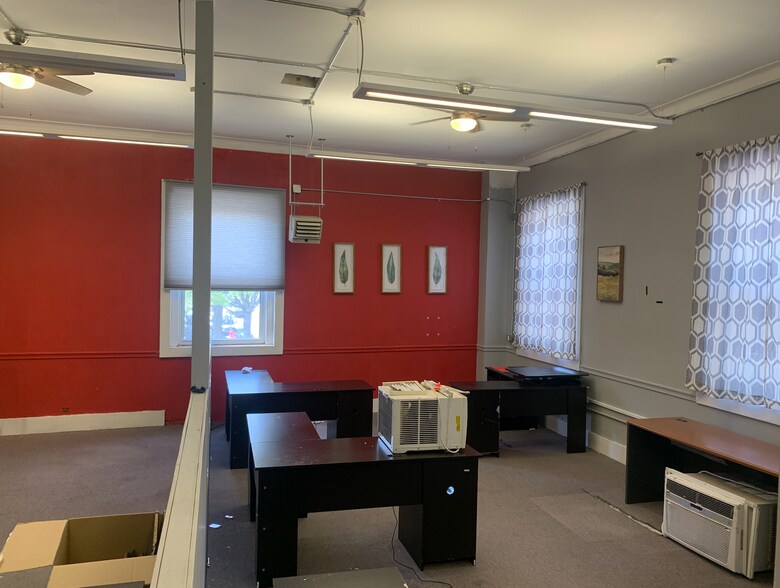 More Photos Of 2458-2462 Webster Ave, Bronx Storefront Retail Office For Lease