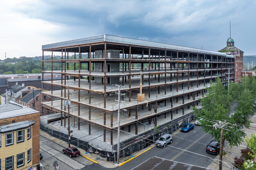 More Photos Of 401 N Front St, Allentown Apartments For Lease