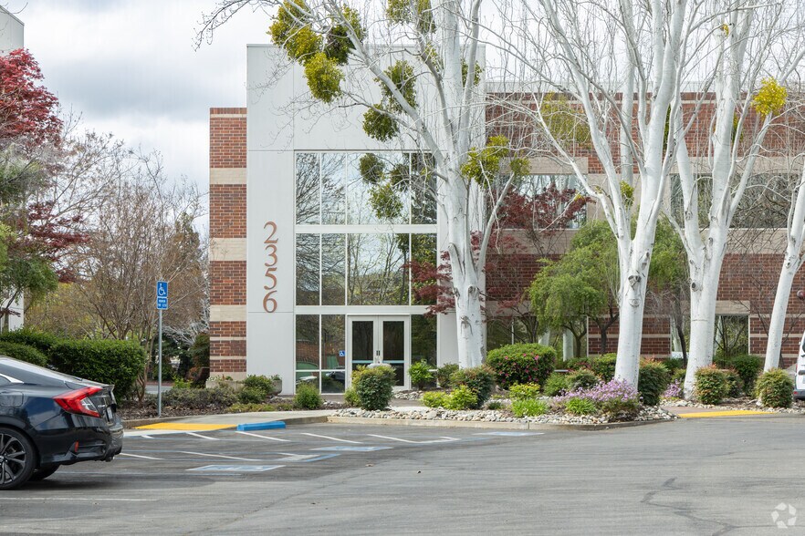 More Photos Of 2356 Gold Meadow Way, Gold River Unknown For Sale