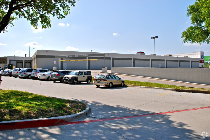 More Photos Of 9500 N Central Expressway, Dallas Freestanding For Lease