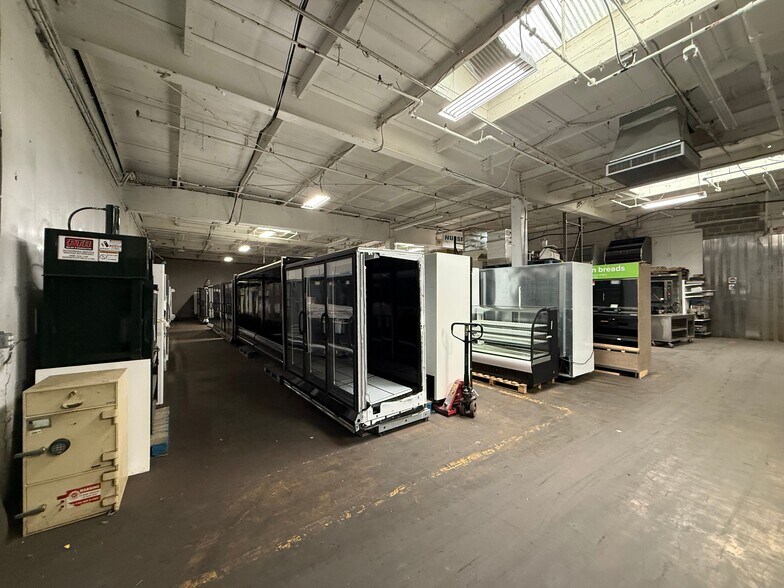 More Photos Of 5601 Tulip St, Philadelphia Warehouse For Sale