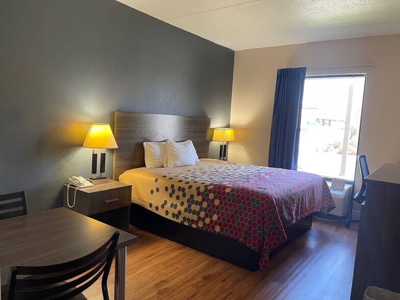 More Photos Of 150 Browns Ferry Rd, Chattanooga Hotel For Sale