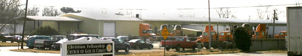More Photos Of 4431 South Ave, Toledo Truck Terminal For Lease