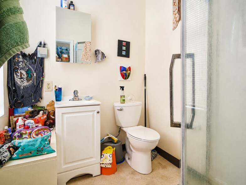 More Photos Of 134 Hunter St, Kingston Apartments For Sale