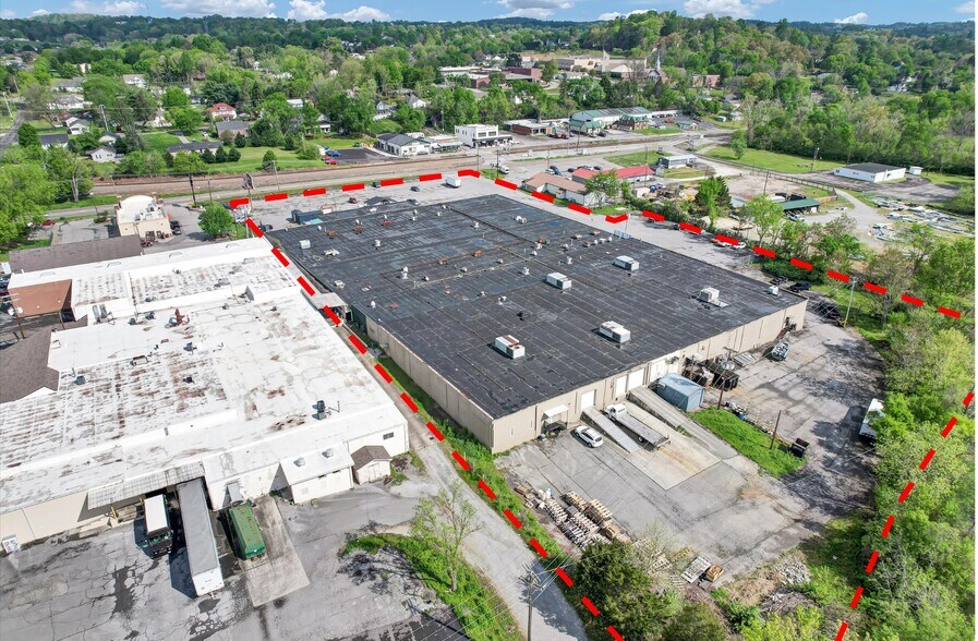 More Photos Of 1904 W Emory Rd, Powell Light Manufacturing For Sale