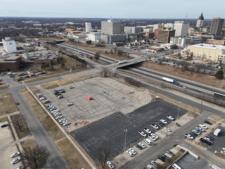 More Photos Of 400 SW 8th Ave, Topeka Land For Sale