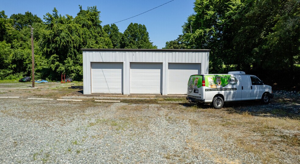 More Photos Of 410 E Main St, Haw River Light Distribution For Sale