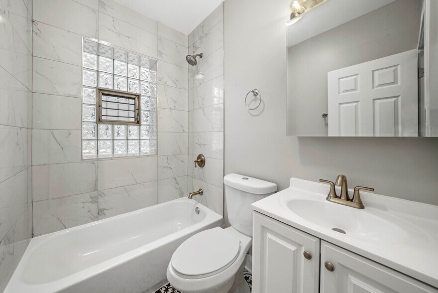 More Photos Of 1619 E 70th St, Chicago Apartments For Sale