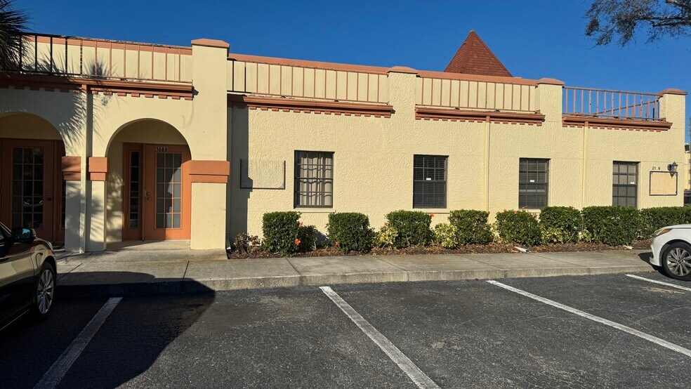 More Photos Of 1688 N Belcher Rd, Clearwater Industrial For Lease
