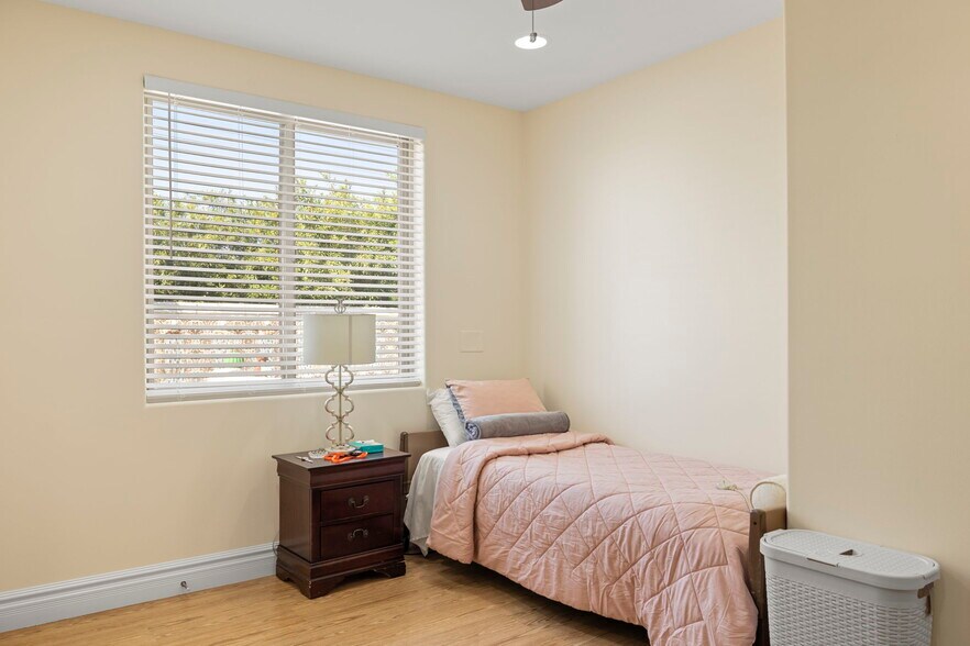 More Photos Of 10448 N 106th Pl, Scottsdale Assisted Living For Sale