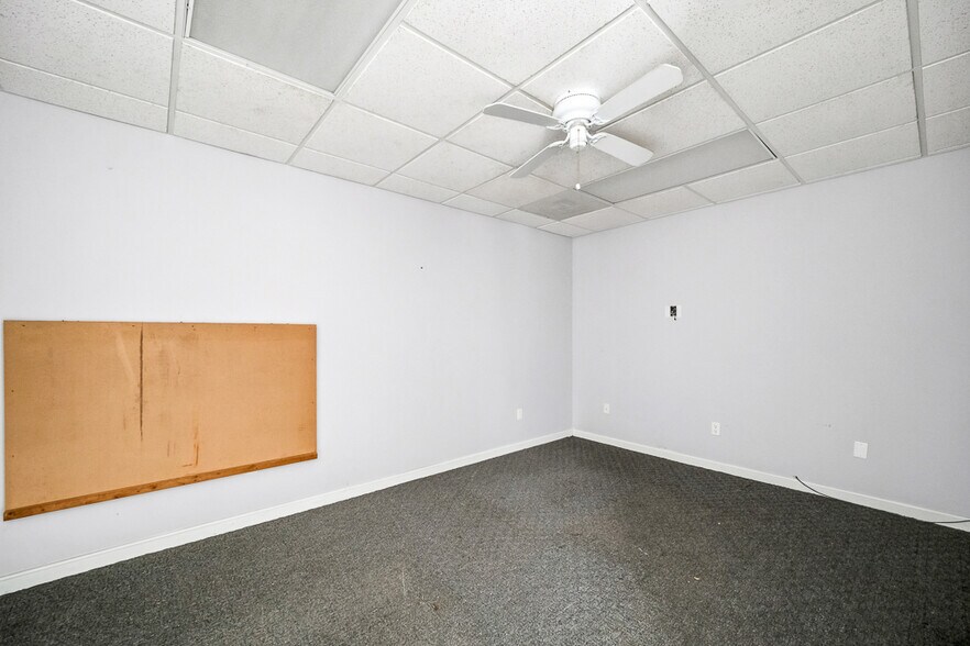 More Photos Of 1537 Chardon Rd, Euclid Industrial For Sale