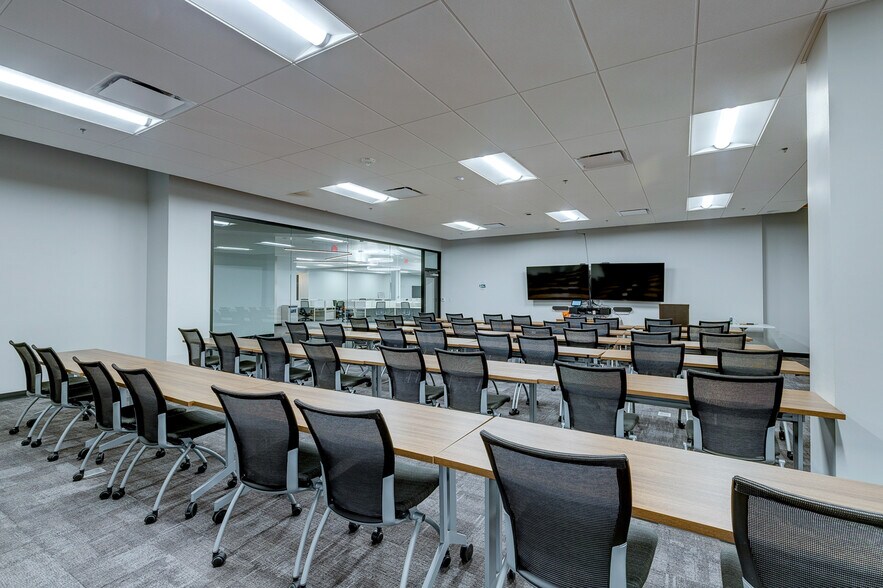 More Photos Of 3634 S Maryland Pky, Las Vegas Office For Lease