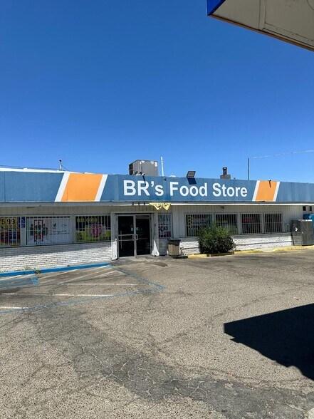 More Photos Of 284 W Olive Ave, Porterville Convenience Store For Sale