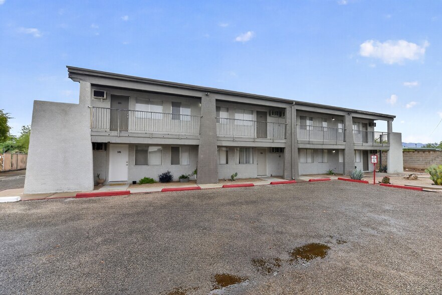 More Photos Of 30 E Camino Villas, Tucson Apartments For Sale