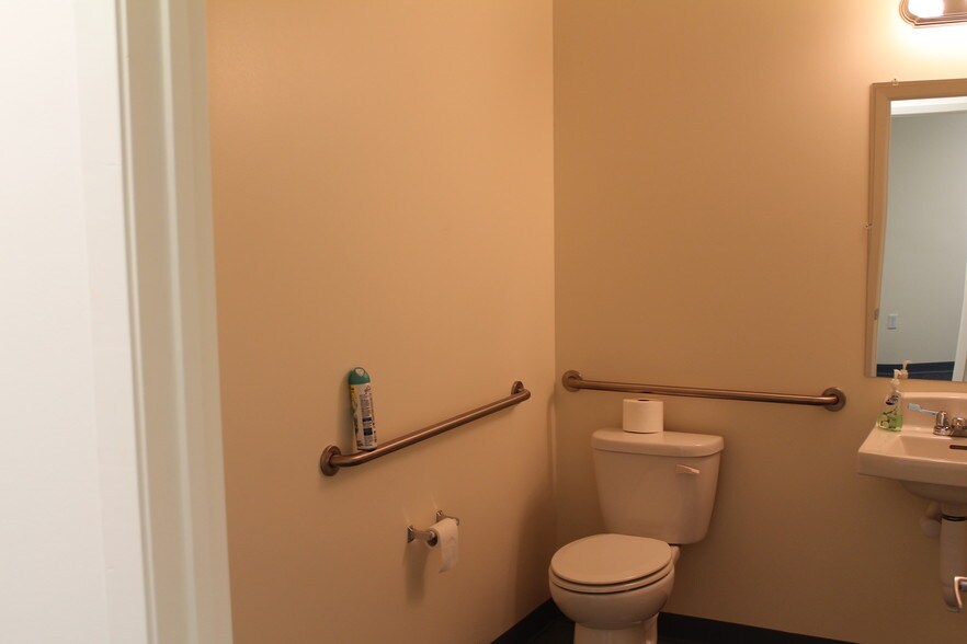 More Photos Of 524 Westgreen Blvd, Katy Medical For Lease