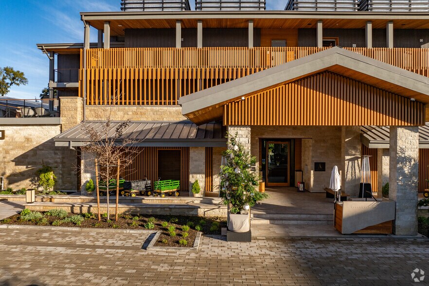 More Photos Of 101 Dovetail Ln, Healdsburg Hotel For Lease