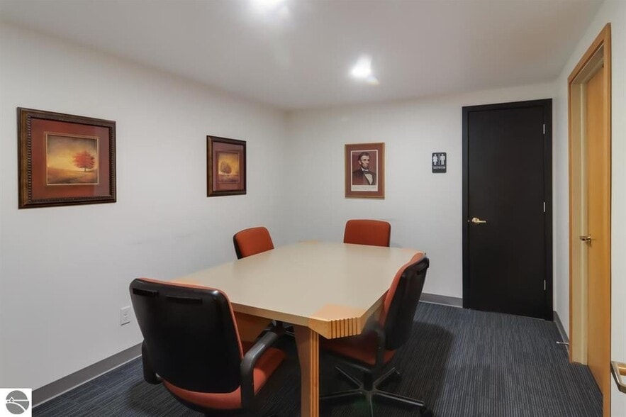 More Photos Of 5168 US-31, Traverse City Office For Sale